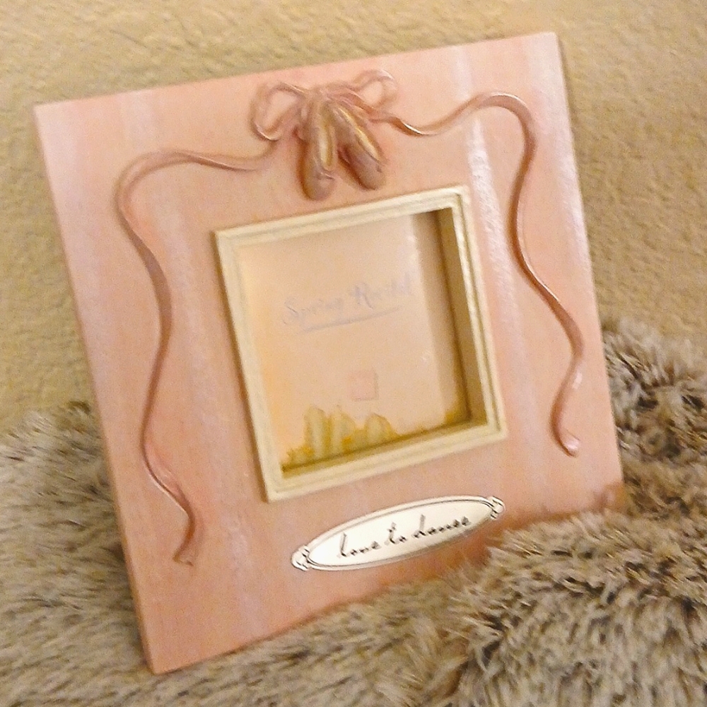 CERAMIC " DANCER" FRAME